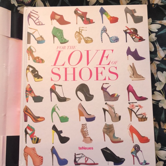 For The Love of Shoes coffee table book - Picture 2 of 4